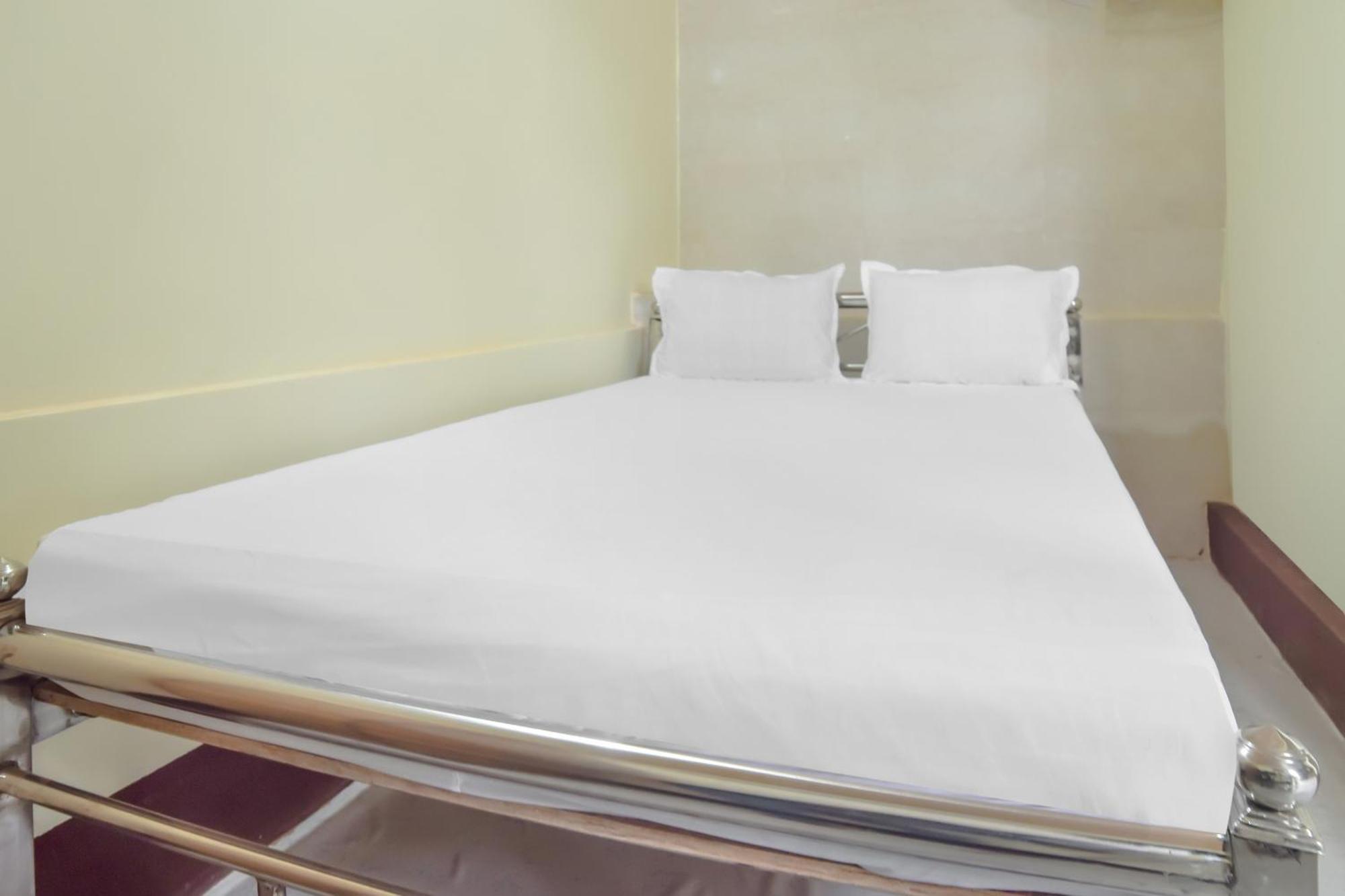 Hotel O Darshini Homes Guwahati Exteriör bild